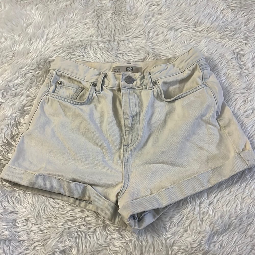 TOPSHOP MOM CROP DENIM SHORTS